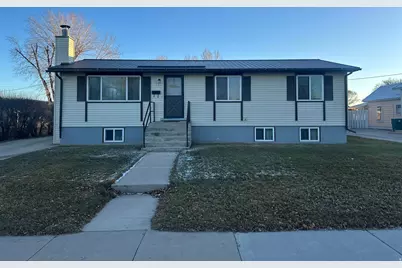 131 W 400 S, Vernal, UT 84078 - Photo 1