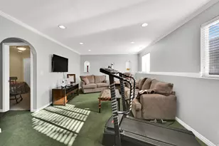 5729 Main Point Blvd, South Ogden, UT 84405 - Photo 22