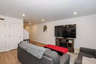 623 N Scuttlebutt Ln, Saratoga Springs, UT 84043 - Photo 14