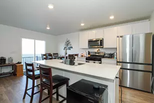 623 N Scuttlebutt Ln, Saratoga Springs, UT 84043 - Photo 8