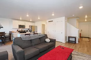 623 N Scuttlebutt Ln, Saratoga Springs, UT 84043 - Photo 6