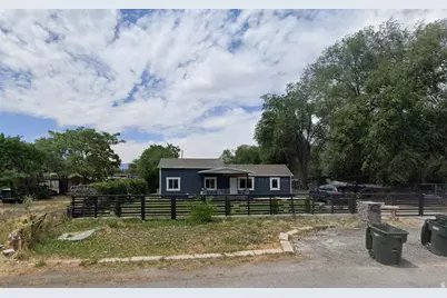 2472 S Hempstead St, West Valley, UT 84119 - Photo 14