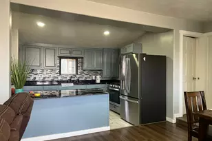 2472 S Hempstead St, West Valley, UT 84119 - Photo 4