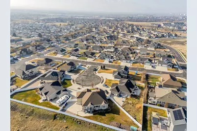 5002 W Maidstone Ct W, West Valley, UT 84120 - Photo 46