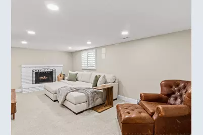 5189 S Espadrille Dr, Taylorsville, UT 84129 - Photo 14