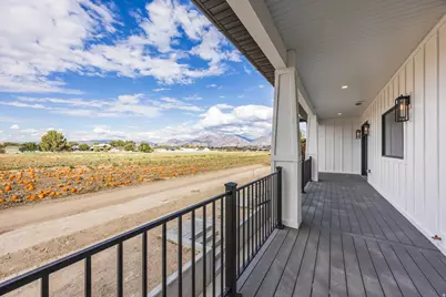 1104 W 10125 S, South Jordan, UT 84095 - Photo 40