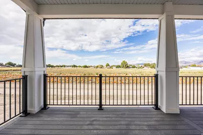 1104 W 10125 S, South Jordan, UT 84095 - Photo 32