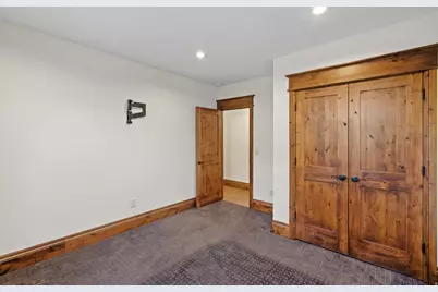 2644 W Titans Ct S, South Jordan, UT 84095 - Photo 34