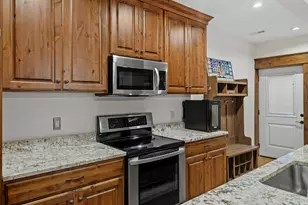 2644 W Titans Ct S, South Jordan, UT 84095 - Photo 28