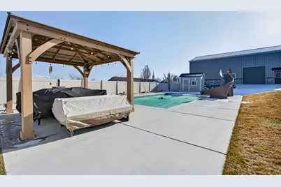 3926 S Panorama Dr, Saratoga Springs, UT 84045 - Photo 46