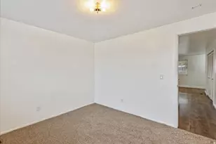 4746 S 700 E, Murray, UT 84107 - Photo 14
