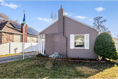 230 E Southgate Ave S, Salt Lake City, UT 84115 - Photo 2