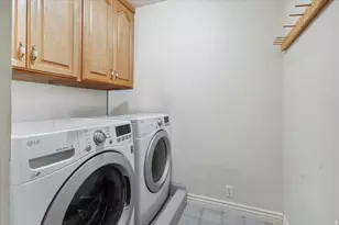 3181 E Deer Circle, Cottonwood Heights, UT 84121 - Photo 32