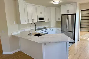3181 E Deer Circle, Cottonwood Heights, UT 84121 - Photo 10