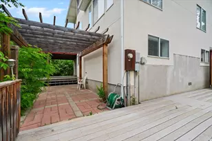 3181 E Deer Circle, Cottonwood Heights, UT 84121 - Photo 34