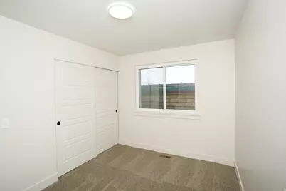 5956 W Jargon Cir, Kearns, UT 84118 - Photo 12