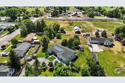 85 S 300 W, Smithfield, UT 84335 - Photo 54