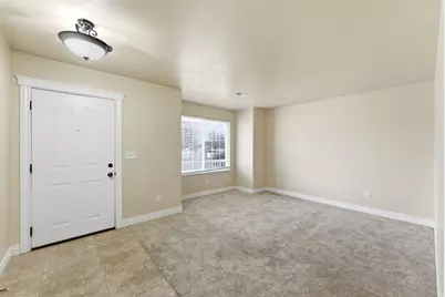 2303 Garden Ln, Layton, UT 84041 - Photo 8