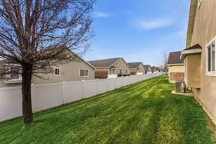 2303 Garden Ln, Layton, UT 84041 - Photo 6