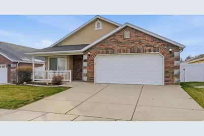 2303 Garden Ln, Layton, UT 84041 - Photo 2
