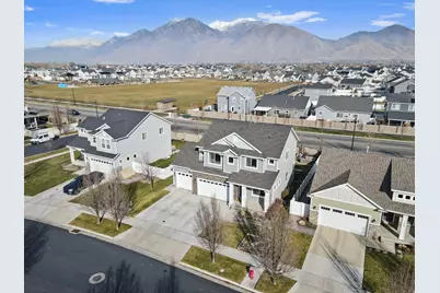 832 N Plainsman Dr E, Spanish Fork, UT 84660 - Photo 8