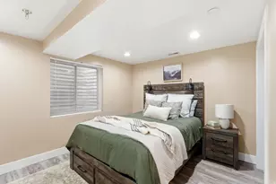 3124 W Elmwood Dr, Riverton, UT 84065 - Photo 34