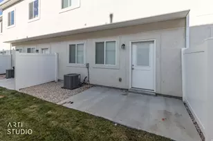 2674 S 2250 W, West Haven, UT 84401 - Photo 18