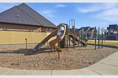 986 W 270 S #301, Pleasant Grove, UT 84062 - Photo 22