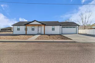 520 E 450 N, Delta, UT 84624 - Photo 2