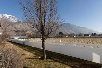 144 E 4620 N, Provo, UT 84604 - Photo 36