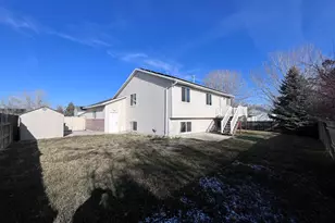 1401 W Green Hedge Way S, West Jordan, UT 84084 - Photo 4