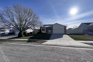 1401 W Green Hedge Way S, West Jordan, UT 84084 - Photo 1