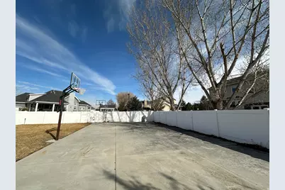 12683 S Whisper Creek Cv, Draper, UT 84020 - Photo 22