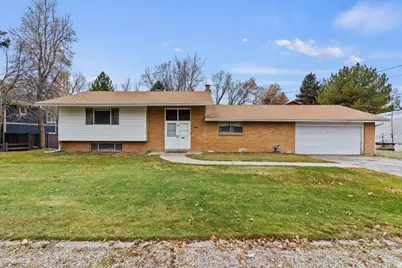 48 S Flint St, Kaysville, UT 84037 - Photo 2