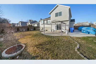 5661 W Sunkist Dr S, Kearns, UT 84118 - Photo 22