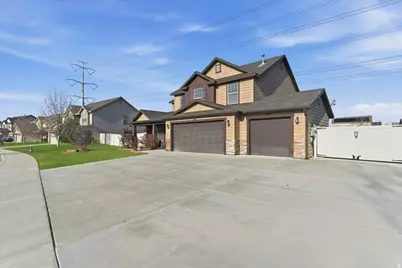 685 E Bullrush Pkwy, Lehi, UT 84043 - Photo 2