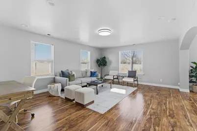 685 E Bullrush Pkwy, Lehi, UT 84043 - Photo 6