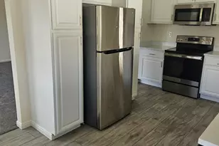 956 E Sego Lily Dr, Sandy, UT 84094 - Photo 4