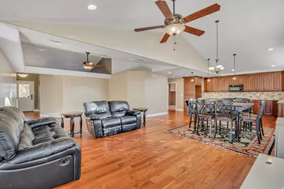 83 W 850 S, Centerville, UT 84014 - Photo 8