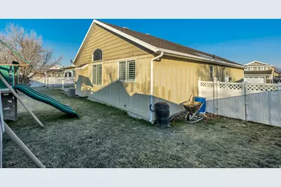 83 W 850 S, Centerville, UT 84014 - Photo 40