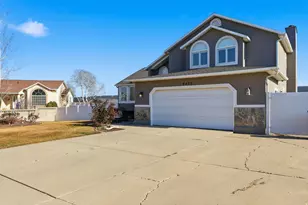 9433 S Newkirk St W, South Jordan, UT 84009 - Photo 2