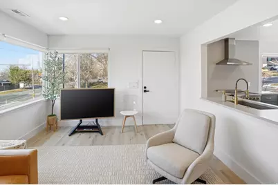 591 N Center St, Salt Lake City, UT 84103 - Photo 4