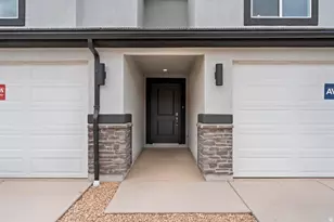2173 S Wolverine Way, Washington, UT 84780 - Photo 4