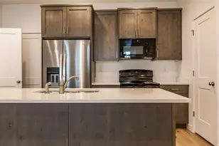 520 S Orch Dr, Bountiful, UT 84010 - Photo 6