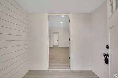 2202 S Lake St, South Salt Lake, UT 84106 - Photo 8