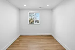 580 N 200 W, Salt Lake City, UT 84103 - Photo 14