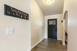 826 S 600 E, Payson, UT 84651 - Photo 2