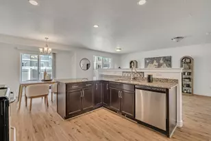 453 S Day Dream Ln, Saratoga Springs, UT 84045 - Photo 8