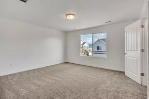 453 S Day Dream Ln, Saratoga Springs, UT 84045 - Photo 12