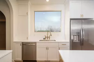 13 N 1150 E, Smithfield, UT 84335 - Photo 12